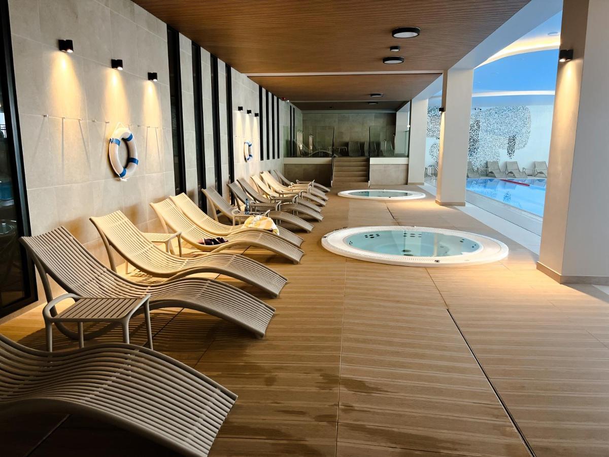 Apartament Polanki Aqua A408 コウォブジェク エクステリア 写真